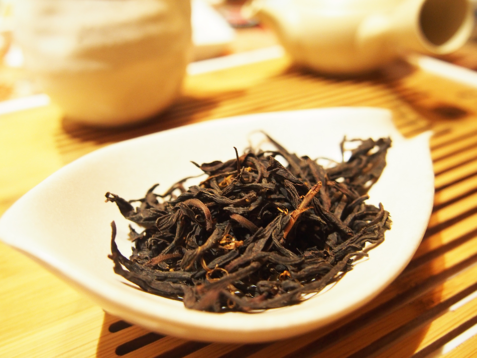 臺灣紅茶白金版（半斤裝禮盒）